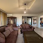 Daire Joyful Guest Residences #with Sea View By 8essentially