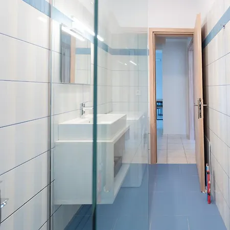 Joyful By 8essentially Apartment *