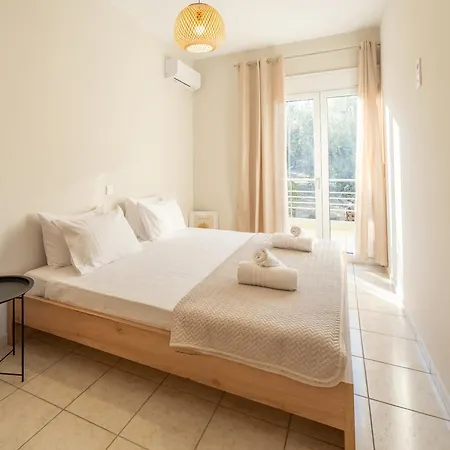 Joyful By 8essentially * Chania (Crete)