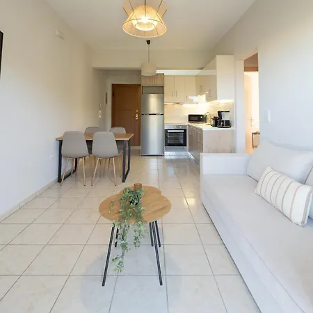 Joyful By 8essentially Apartment