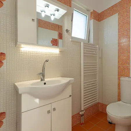 Joyful By 8essentially Apartment *