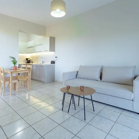 Apartment Joyful By 8essentially *