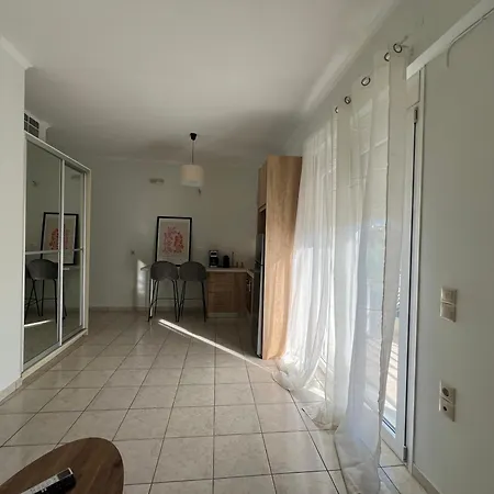 Joyful By 8essentially Apartment