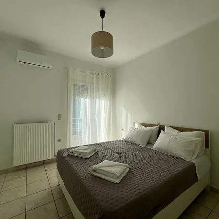 Apartment Joyful By 8essentially