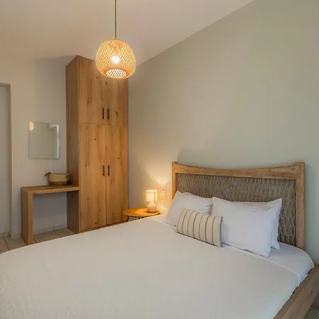 Joyful Guest Residences With Sea View By 8essentially Apartment