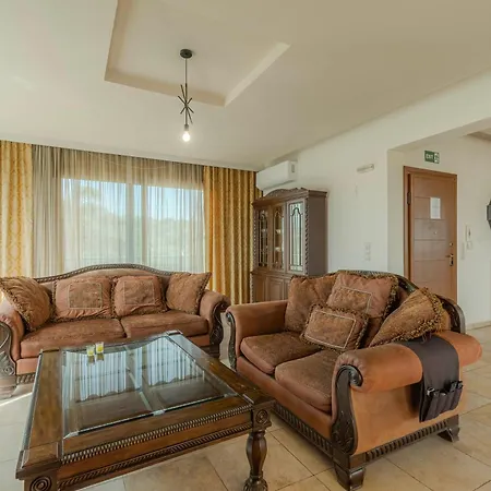 Joyful Guest Residences With Sea View By 8essentially Chania (Crete)