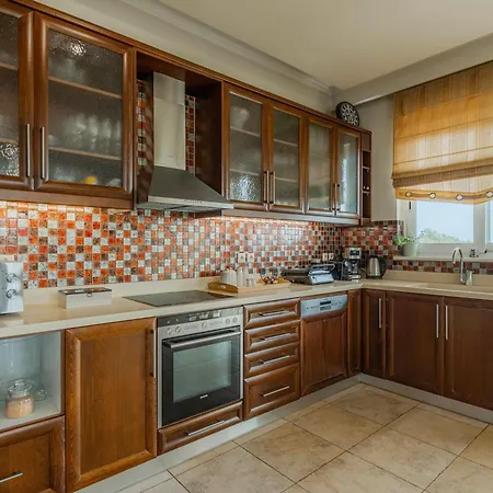 Joyful Guest Residences With Sea View By 8essentially Chania (Crete)