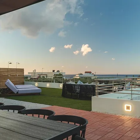 Joyful Guest Residences With Sea View By 8essentially Apartment Chania (Crete)