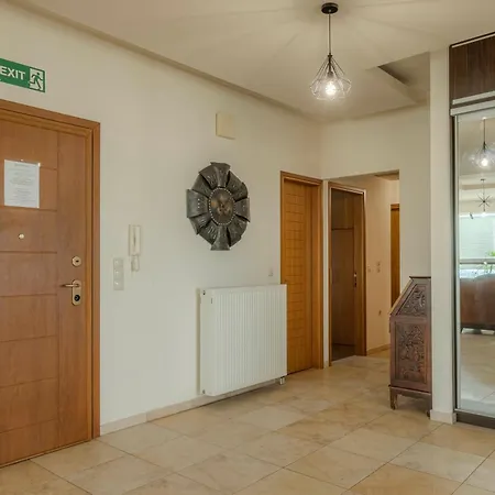 Joyful Guest Residences With Sea View By 8essentially Apartment *