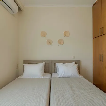 Joyful Guest Residences With Sea View By 8essentially