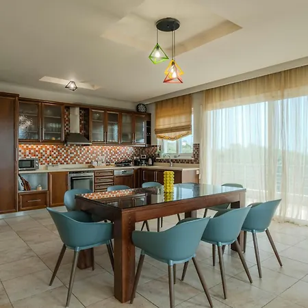 Apartment Joyful Guest Residences With Sea View By 8essentially