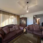 Joyful Guest Residences #with Sea View By 8essentially شقة