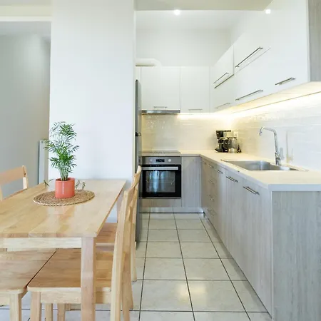 아파트 Joyful By 8essentially 하니아