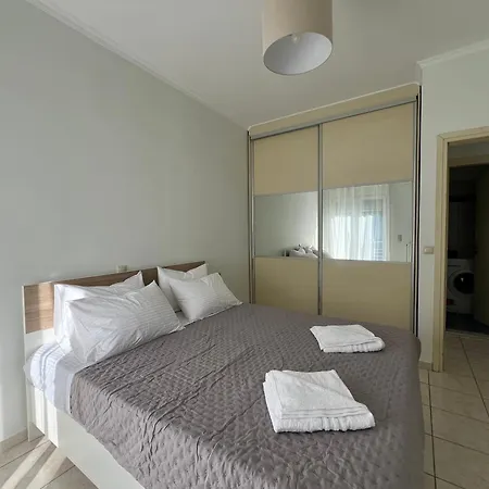 Joyful By 8essentially 아파트 하니아