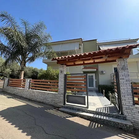 Joyful By 8essentially